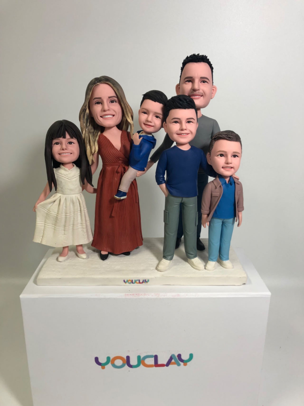 Fully Customizable Six Bobbleheads(person or pet)