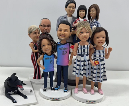 Dix figurines à tête branlante entièrement personnalisables (personne ou animal de compagnie) séparées ou entières