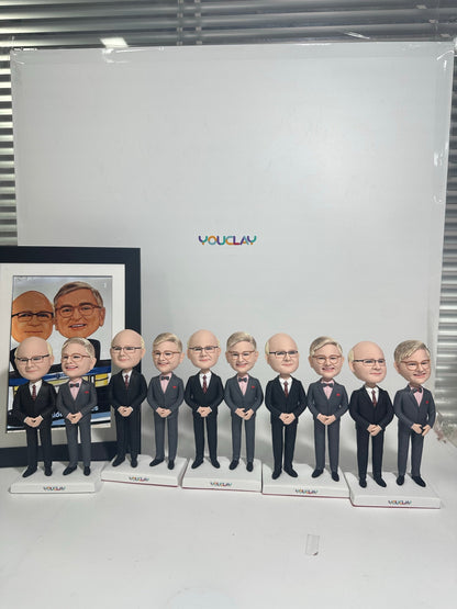 Dix figurines à tête branlante entièrement personnalisables (personne ou animal de compagnie) séparées ou entières