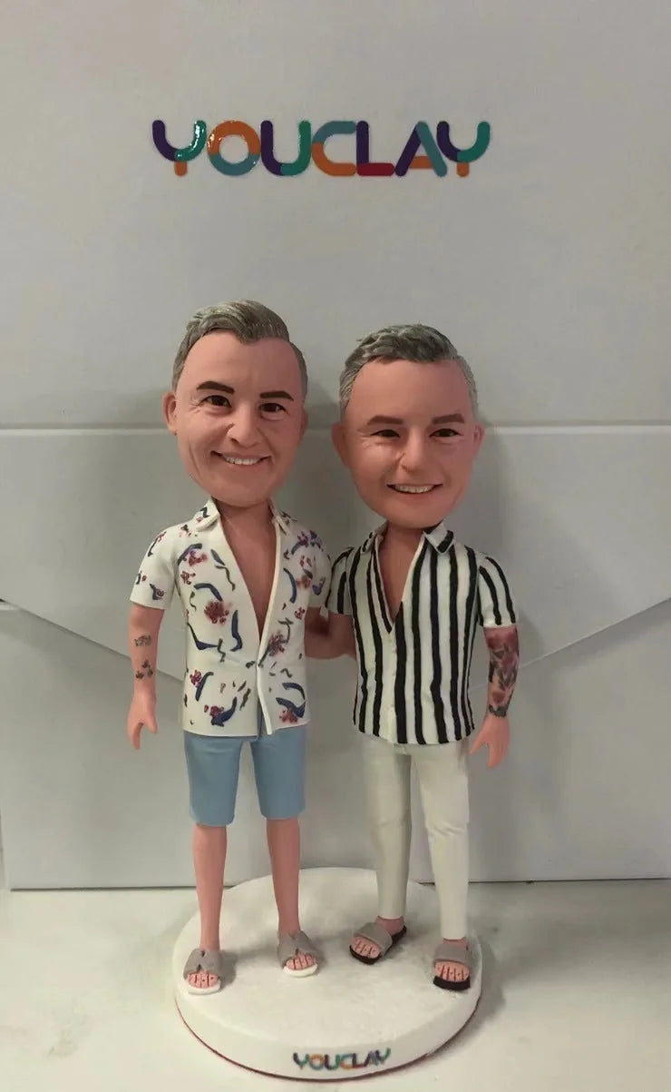 Couple bobbleheads hand-sculpted in polymer clay from a customer photo, YOUCLAY example 3